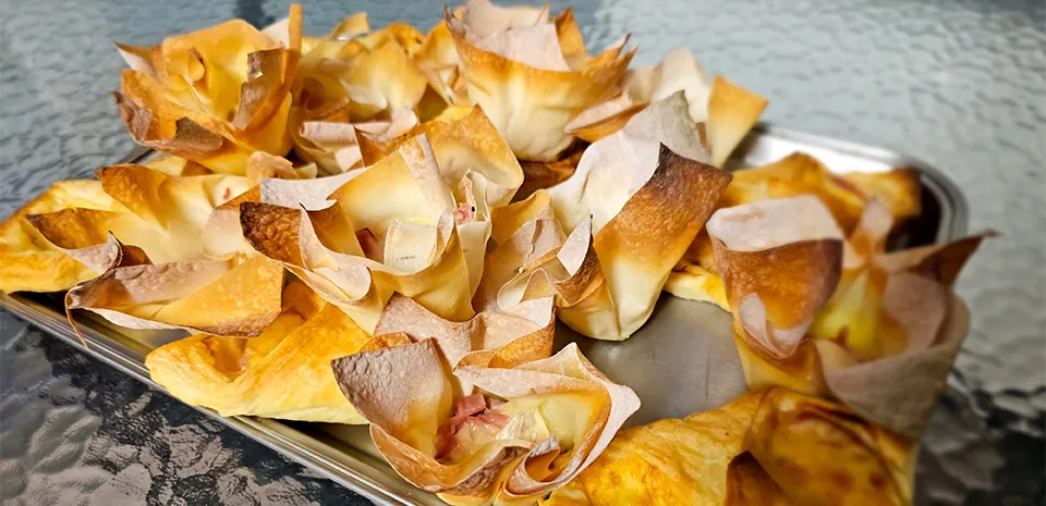 ham and cheese wontons