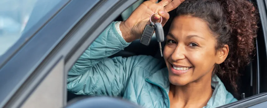 women finding keys to her car
